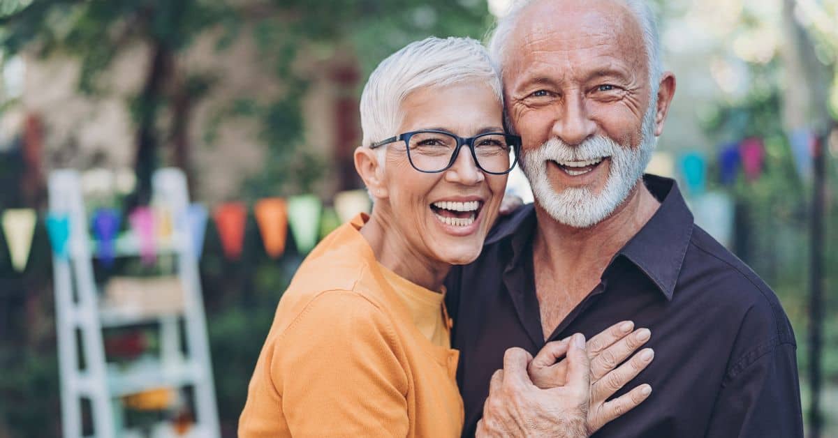 How to Meet Singles Over 50 | 3 Best Ways to Find Dates